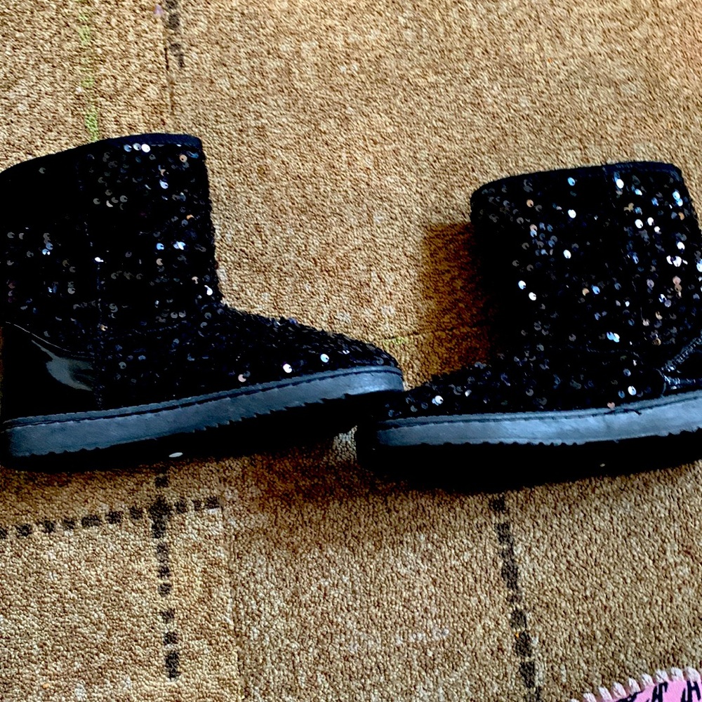 boots 👢!